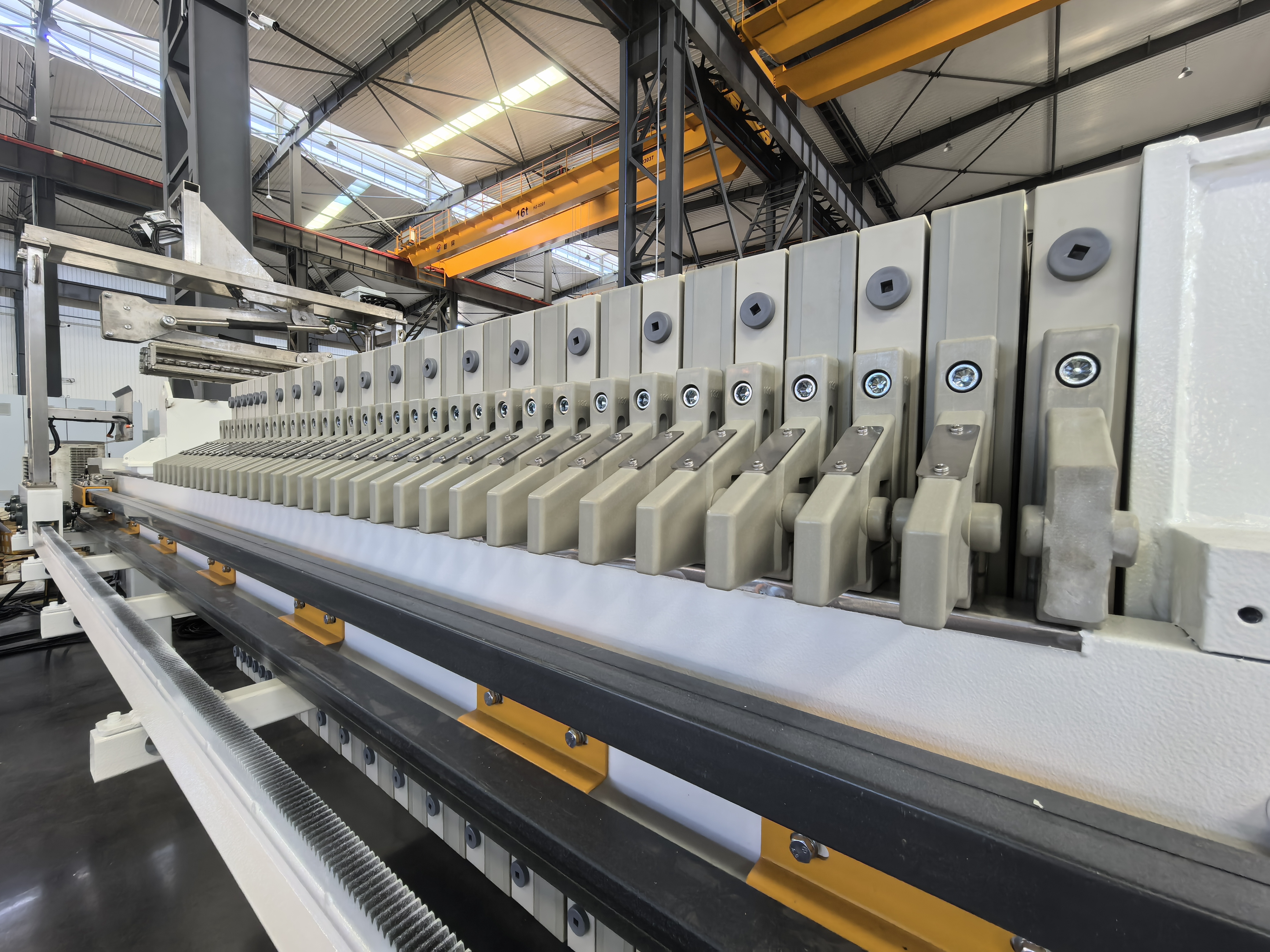 Presiona de filtro de alta temperatura con dispositivo de extracción automática y sistema de lavado